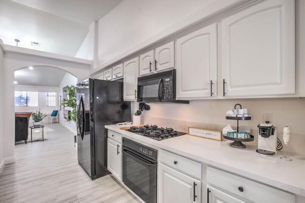 Cozy Desert Retreat - Pool, Spa, Views Henderson Luaran gambar